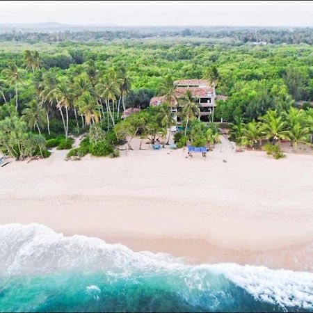Serein Beach Hotel Tangalle Exteriör bild
