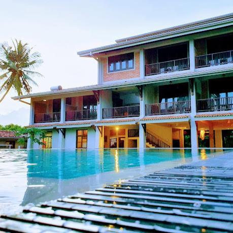 Serein Beach Hotel Tangalle Exteriör bild