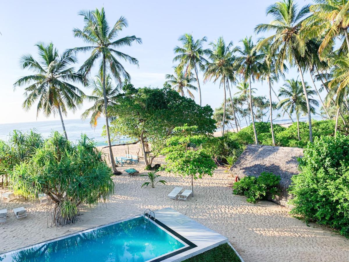 Serein Beach Hotel Tangalle Exteriör bild