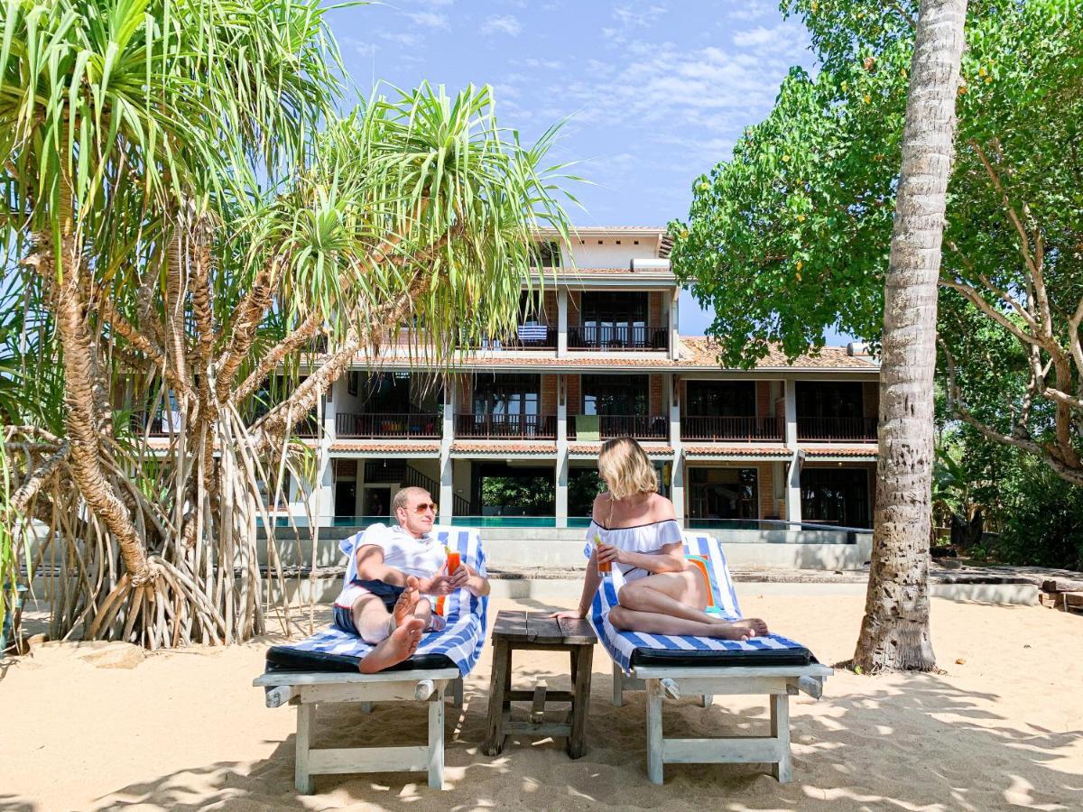 Serein Beach Hotel Tangalle Exteriör bild